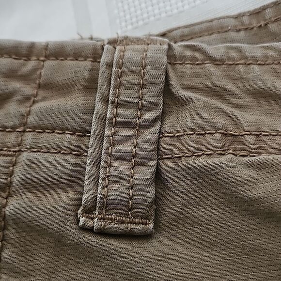 IZOD Men's Cargo Cotton Shorts Khaki Size 30 - Picture 8 of 16